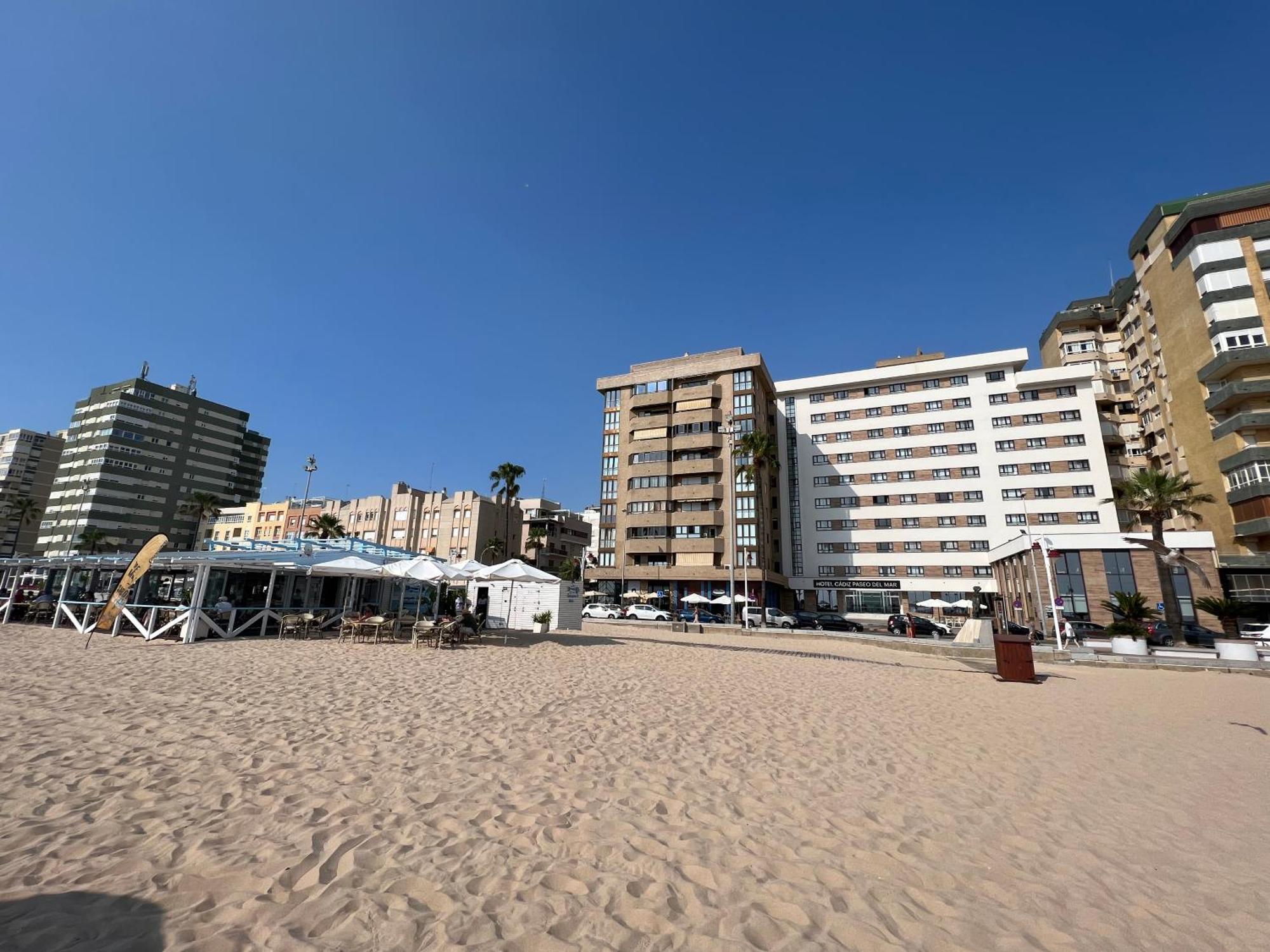 Atico Primera Linea De Playa. Cádiz Exterior photo
